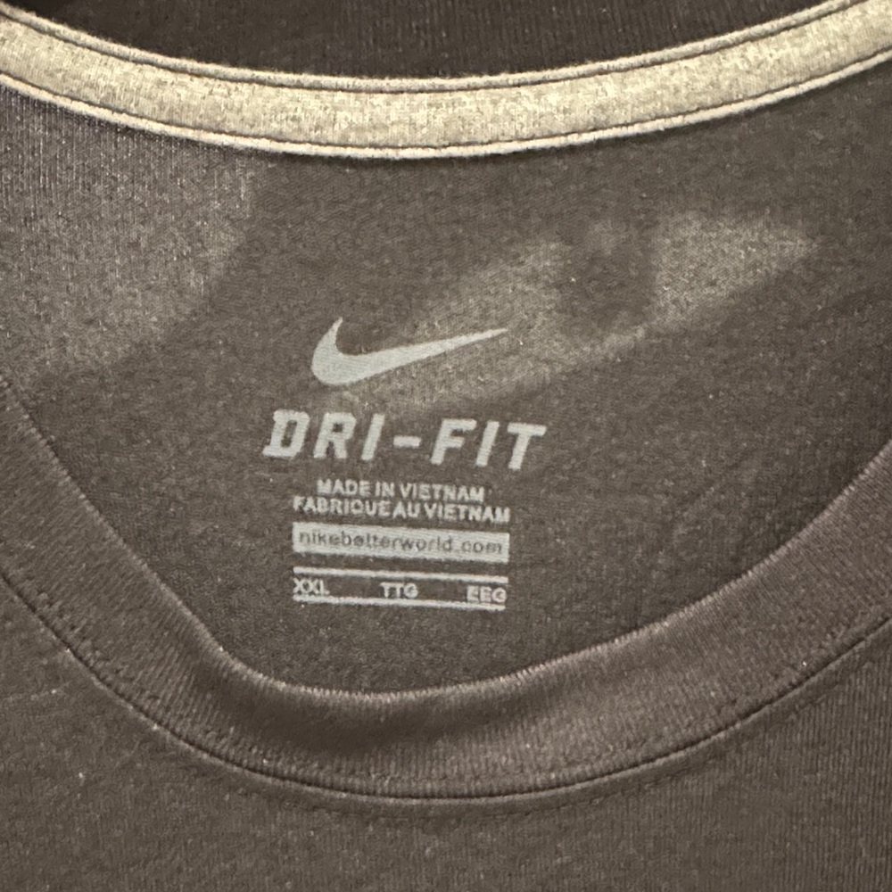 Nike Men's Black Long Sleeve Shirt - Picture 2 of 3